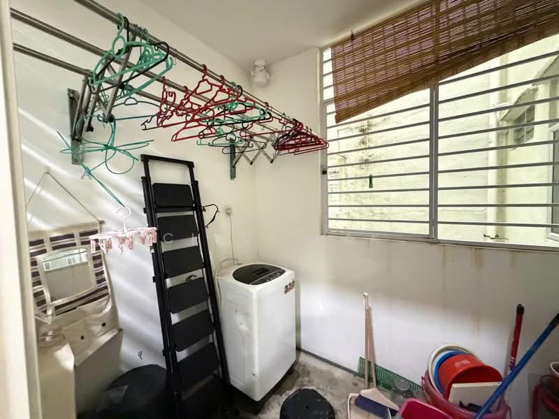 Untuk Disewa - Pangsapuri Flora Indah