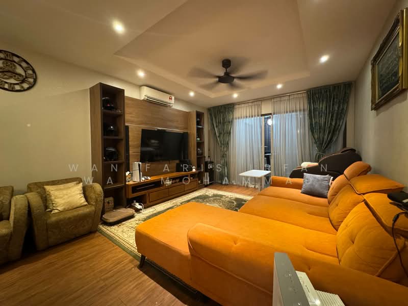 Kondominium untuk Dijual di Desa Putra - Wan Faris Irfan Wan Mohammad - Living Room - PropertyGuru.com.my