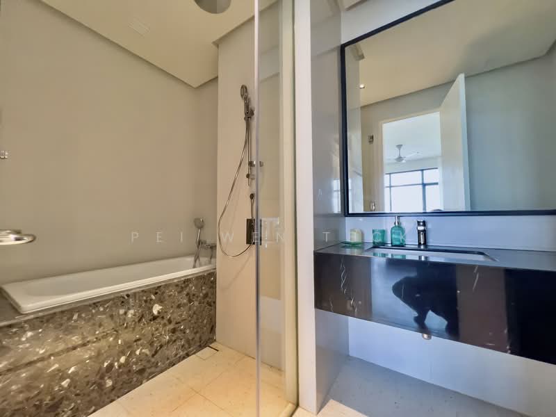 Servis Apartment untuk Dijual di Oxford Residences @ Pavilion Embassy - Pei Wen Teck - Master Bathroom - PropertyGuru.com.my