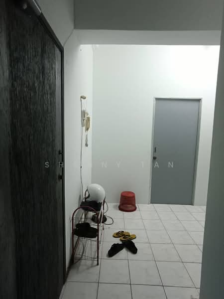Condominium for Sale at Cypress Condominium - Shanny Tan - Entrance - PropertyGuru.com.my