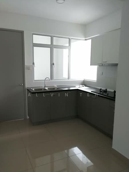 Kondominium untuk Disewa di Kiara Residence 2 (Residensi Kiara Jalil 2) - Allvin Teh - Kitchen - PropertyGuru.com.my