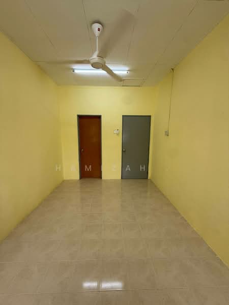 Rumah Teres 1 Tingkat untuk Disewa di Banting (Selangor) - Hamizah . - PropertyGuru.com.my