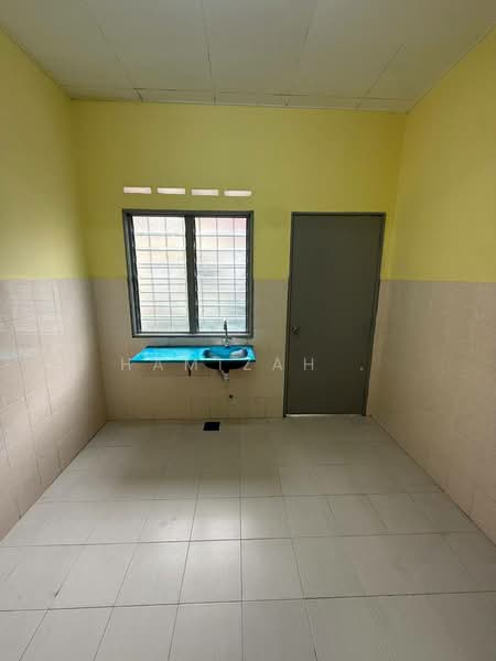 Rumah Teres 1 Tingkat untuk Disewa di Banting (Selangor) - Hamizah . - PropertyGuru.com.my