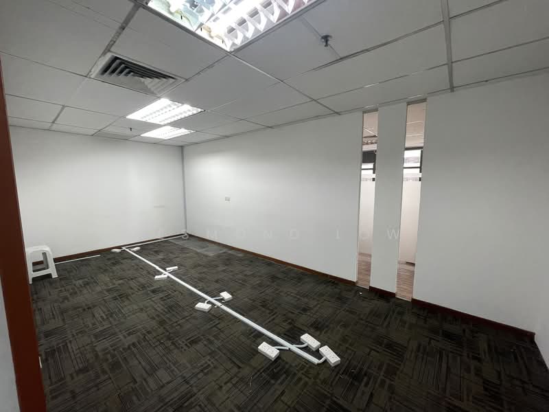 Pejabat untuk Disewa di Taman Desa (Kuala Lumpur) - Desmond Low - Interior - PropertyGuru.com.my