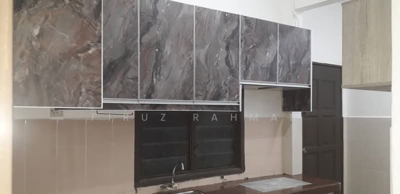 Rumah Teres untuk Dijual di Bandar Mahkota Banting (Tanjong Duabelas) - Firuz Rahmad - Kitchen - PropertyGuru.com.my