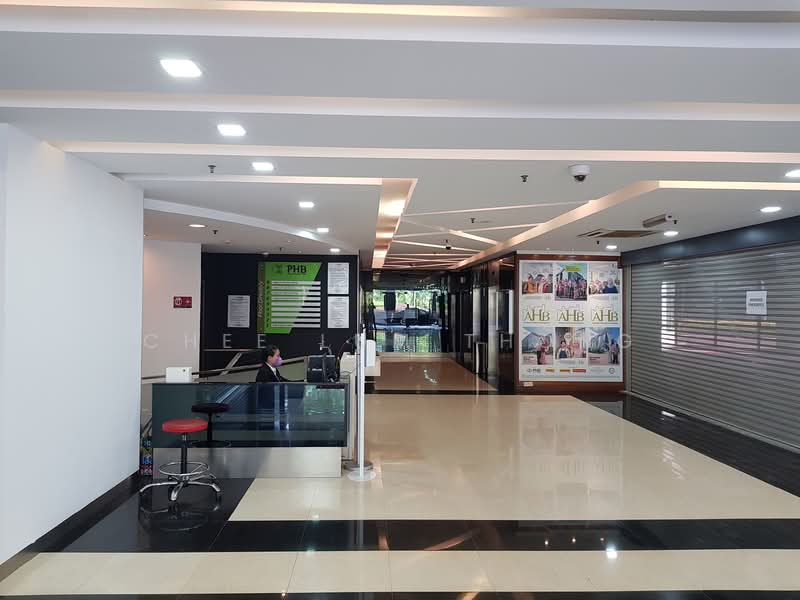Pejabat untuk Disewa di Saujana (Selangor) - Chee Lum Thong - Lobby - PropertyGuru.com.my