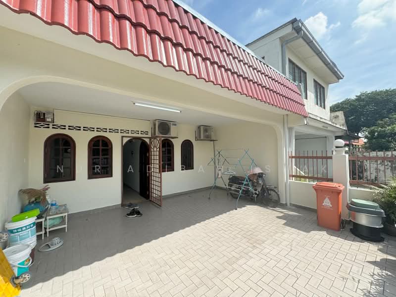 Rumah Teres 1 Tingkat untuk Dijual di Seksyen 51a (Petaling Jaya) - Nur Adibah Ishak - PropertyGuru.com.my