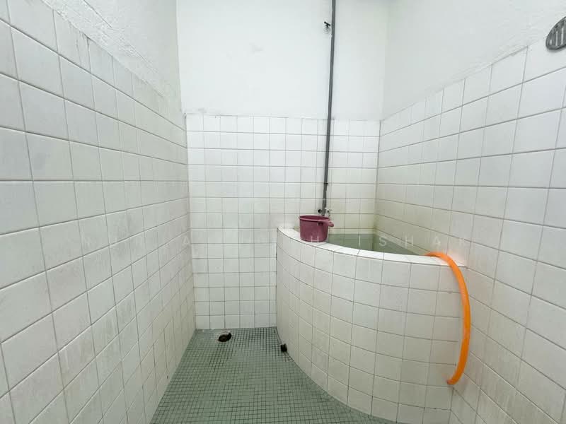 Rumah Teres 1 Tingkat untuk Dijual di Seksyen 51a (Petaling Jaya) - Nur Adibah Ishak - PropertyGuru.com.my