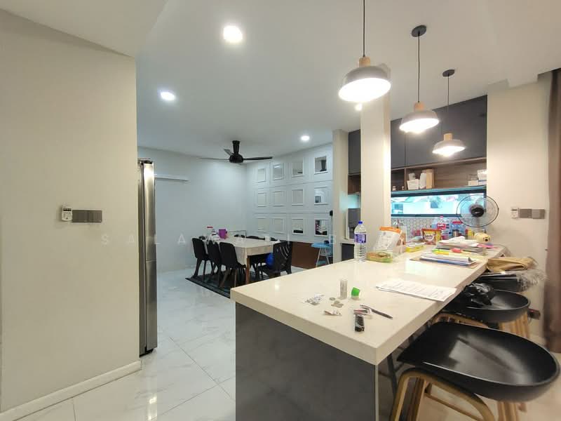 Rumah Teres 2 Tingkat untuk Dijual di Seksyen 7 (Shah Alam) - Salawati Busro - Kitchen - PropertyGuru.com.my