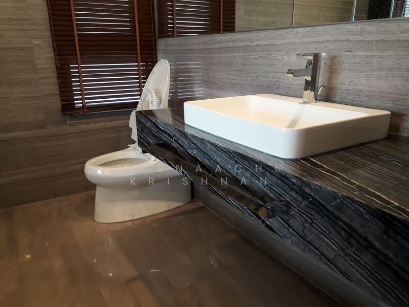 Service Residence for Sale at The Sentral Residences - Meenaachi Krishnan - Bathroom - PropertyGuru.com.my