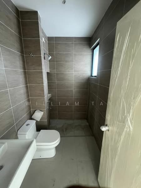 2-storey Terraced House for Sale in Mutiara Rini (Skudai) - William Tay - Bathroom - PropertyGuru.com.my