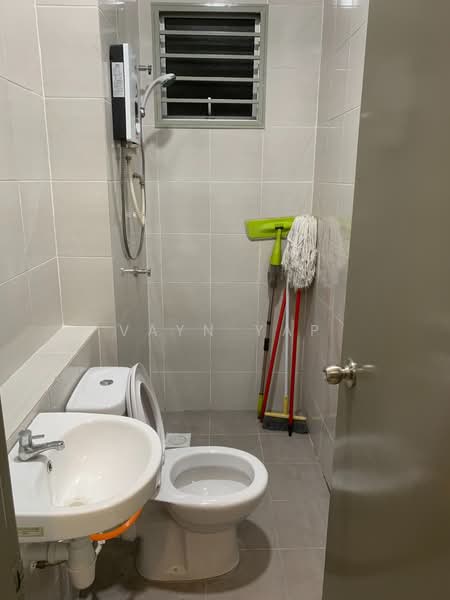 Service Residence for Sale at Residensi Setia Impian - Vayn Yap - Bathroom - PropertyGuru.com.my