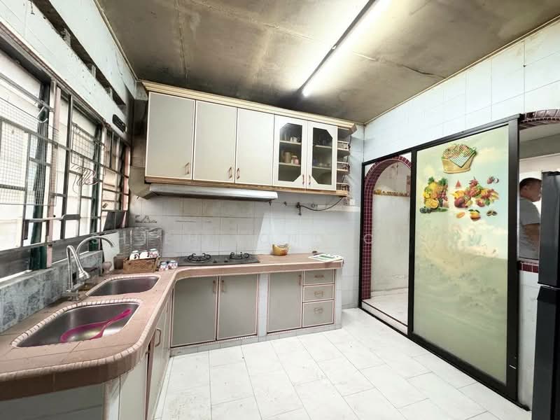 Rumah Teres 2 Tingkat untuk Dijual di Skudai (Johor) - Shieh Long Chen - Kitchen - PropertyGuru.com.my