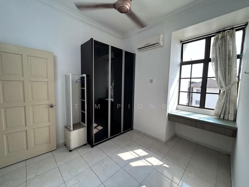Apartment for Sale at Emerald Court - Tim Piong - Bedroom - PropertyGuru.com.my