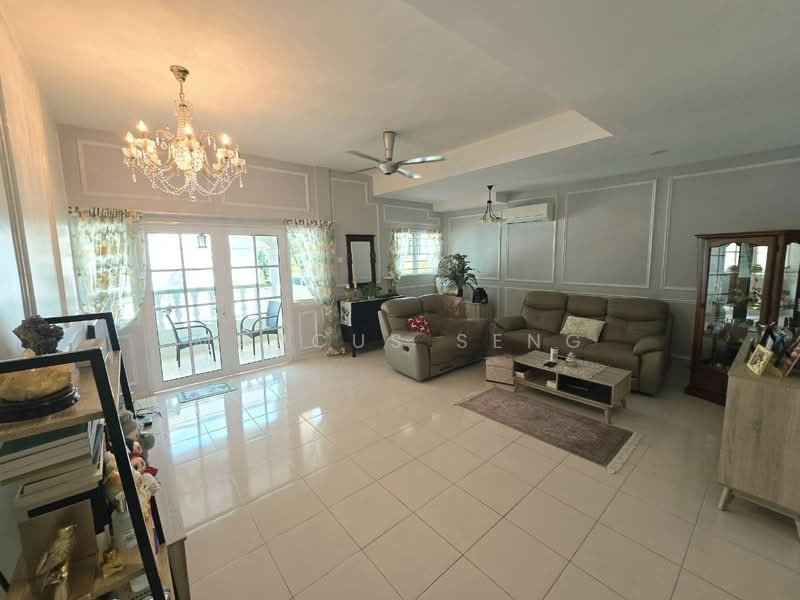 Rumah Teres 3 Tingkat untuk Dijual di Tiger Lane (Ipoh) - Marcus Seng - Living Room - PropertyGuru.com.my