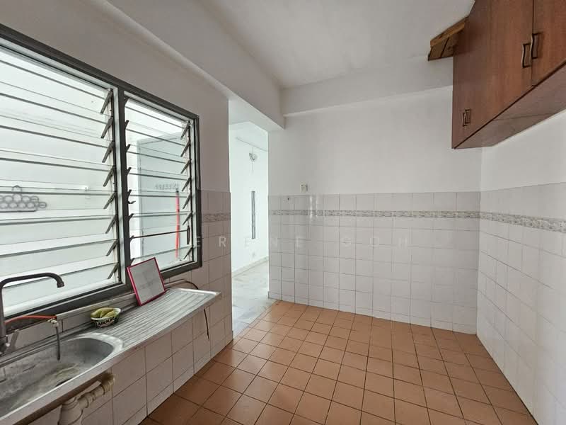 Condominium for Rent at Pandan Puteri - Sherene Goh - Kitchen - PropertyGuru.com.my