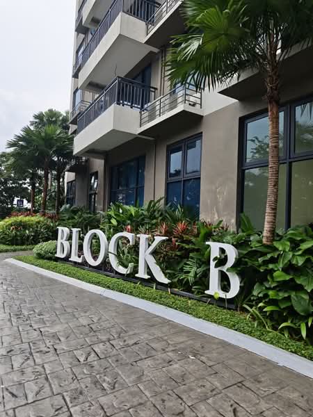 Service Residence for Sale at Aradia Residence @ Lake City KL North - Allvin Teh - Exterior - PropertyGuru.com.my