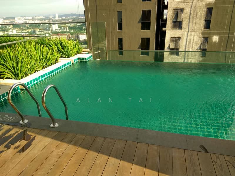 Servis Apartment untuk Dijual di Icon Residenz 1 @ Icon City - Alan Tai - Pool - PropertyGuru.com.my