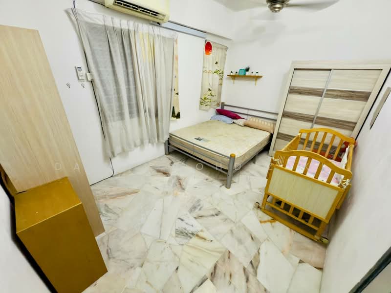 Kondominium untuk Dijual di Bukit Pandan Kondominium 2 - Danial Mohd Zaki - Bedroom - PropertyGuru.com.my