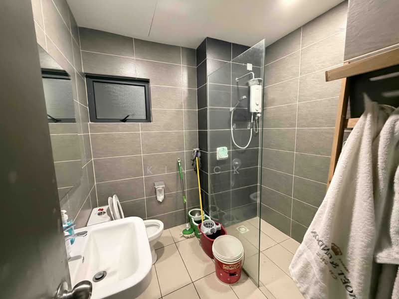 Kondominium untuk Disewa di The Henge - Kin CK - Bathroom - PropertyGuru.com.my