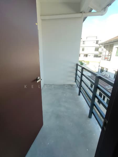 Rumah Teres 3 Tingkat untuk Disewa di Batu 9 (Cheras) - Kelly Chua - Balcony - PropertyGuru.com.my