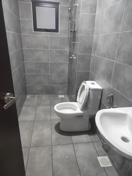Rumah Teres 3 Tingkat untuk Disewa di Batu 9 (Cheras) - Kelly Chua - Bathroom - PropertyGuru.com.my