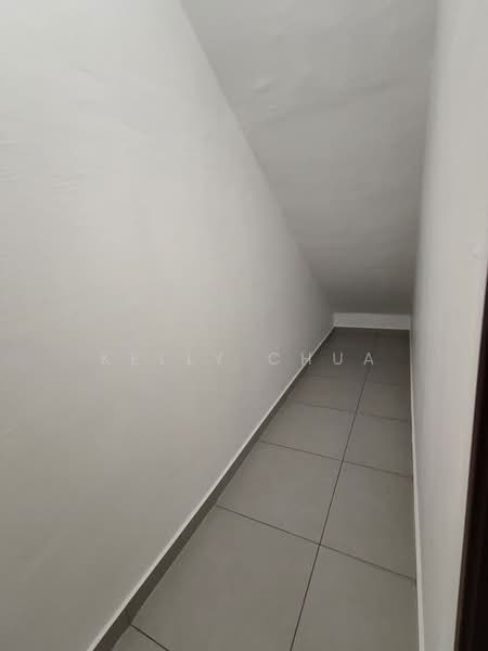 Rumah Teres 3 Tingkat untuk Disewa di Batu 9 (Cheras) - Kelly Chua - Corridor - PropertyGuru.com.my