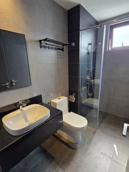 Servis Apartment untuk Disewa di Sunway Velocity TWO - Rony Yeo - Bathroom - PropertyGuru.com.my