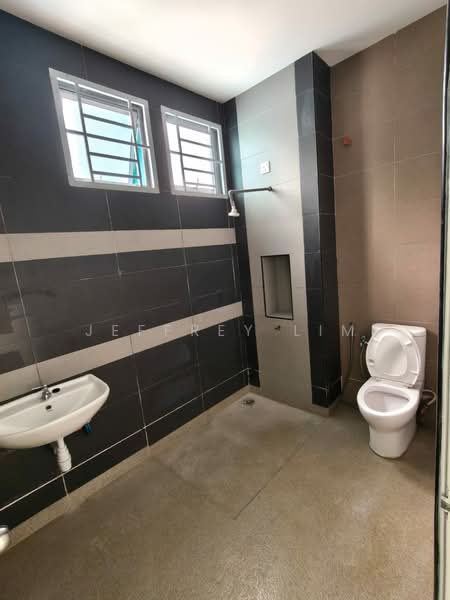 Rumah Kluster untuk Dijual di Johor Bahru (Johor) - Jeffrey Lim - Bathroom - PropertyGuru.com.my