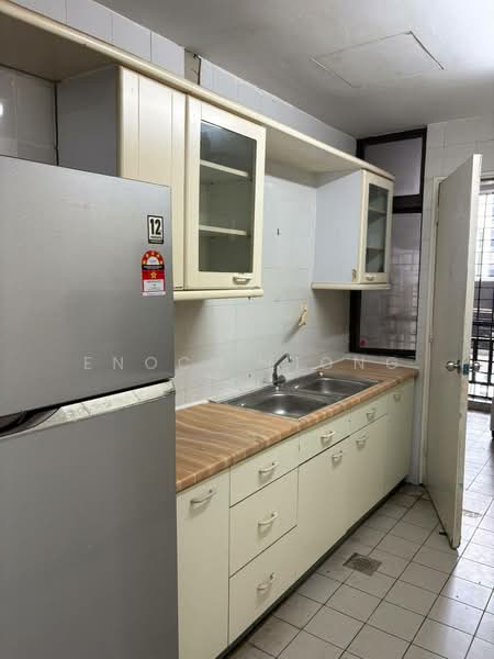 Kondominium untuk Disewa di Aloha Tower Condominium - Enoch Liong - Kitchen - PropertyGuru.com.my