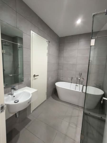 Servis Apartment untuk Disewa di Dorsett Waterfront Subang - Cathy Chin - Bathroom - PropertyGuru.com.my