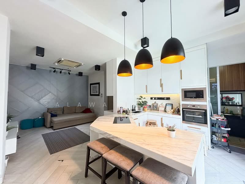 Semi-Detached House for Sale in Denai Alam (Shah Alam) - Salawati Busro - Living Room - PropertyGuru.com.my