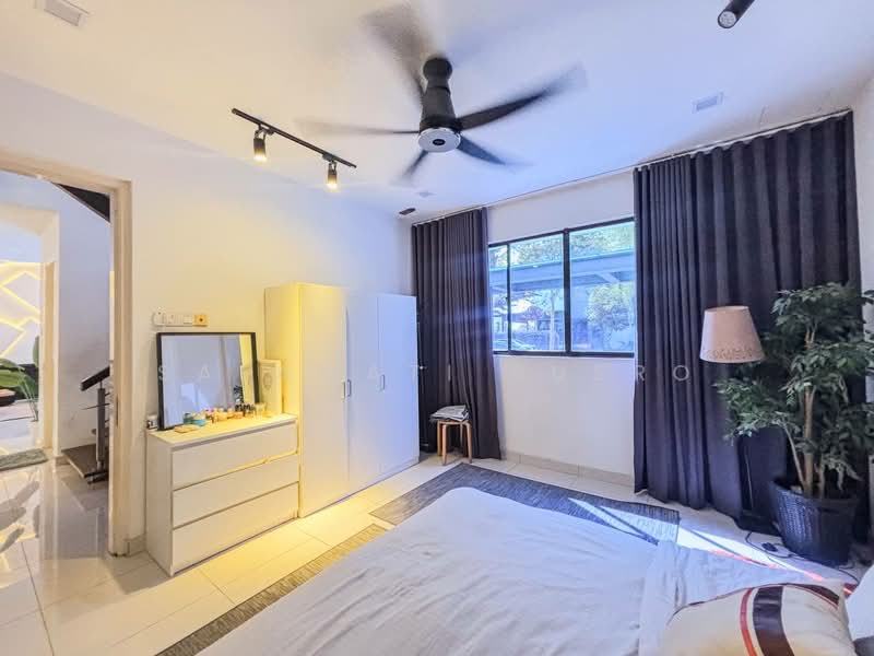 Semi-Detached House for Sale in Denai Alam (Shah Alam) - Salawati Busro - Bedroom - PropertyGuru.com.my