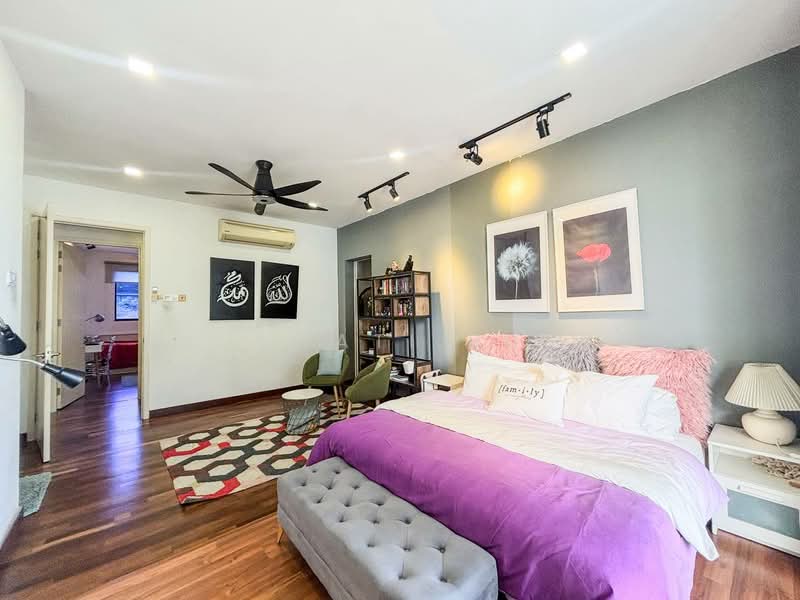 Semi-Detached House for Sale in Denai Alam (Shah Alam) - Salawati Busro - Bedroom - PropertyGuru.com.my