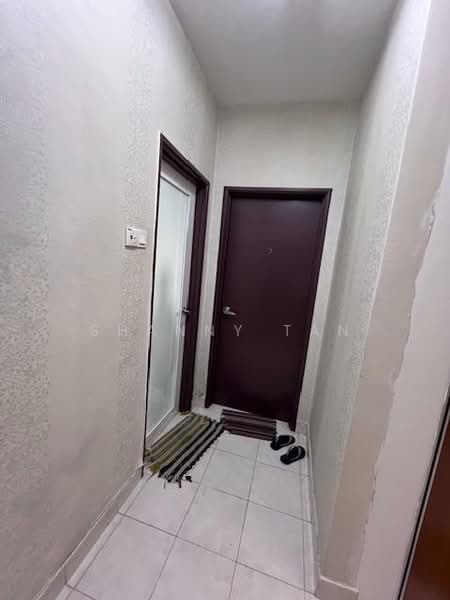 Condominium for Sale at Evergreen Park Scot Pine - Shanny Tan - Corridor - PropertyGuru.com.my