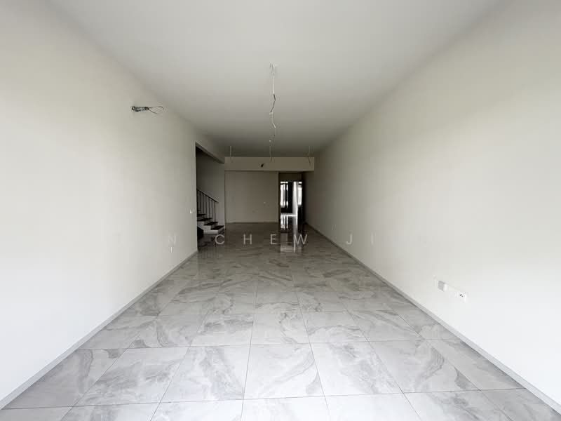 Rumah Teres untuk Dijual di Taman Bukit Serdang (Seri Kembangan) - Tan Chew Jiun - Interior - PropertyGuru.com.my