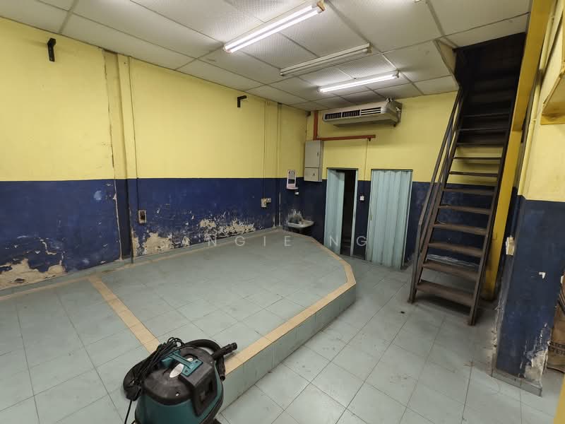 Kilang untuk Disewa di Taman Merdeka (Batu Berendam) - Angie Ng - Interior - PropertyGuru.com.my