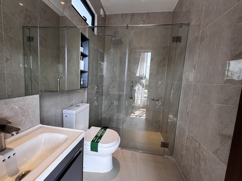 Cluster House for Sale in Iskandar Puteri (Nusajaya) (Johor) - Elaine Ng - Bathroom - PropertyGuru.com.my