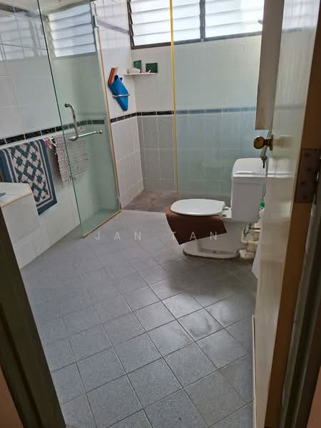 Kondominium untuk Dijual di Twin Towers - Jan Tan - Bathroom - PropertyGuru.com.my