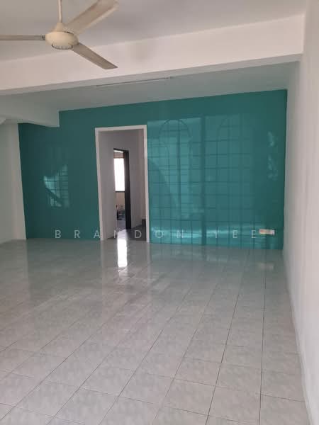 2-storey Terraced House for Rent in Taman Puncak Jalil (Seri Kembangan) - Brandon Yee - Living Room - PropertyGuru.com.my