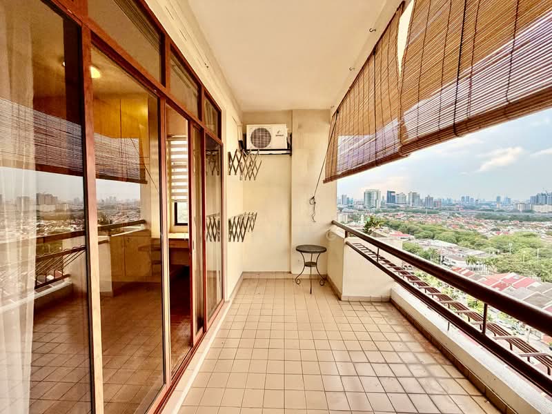 Kondominium untuk Disewa di Kiara View - Yin Peng . - Balcony - PropertyGuru.com.my