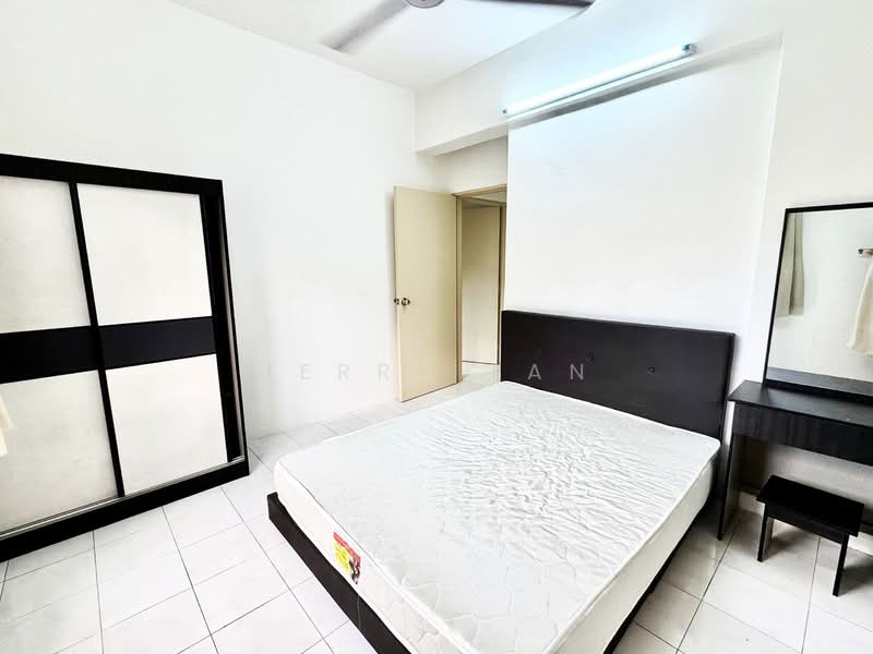 Pangsapuri untuk Disewa di Gambier Heights - Jerry Tan - Bedroom - PropertyGuru.com.my