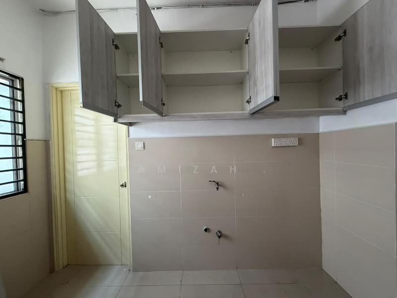 Rumah Teres 3 Tingkat untuk Disewa di Gombak (Selangor) - Hamizah . - Kitchen - PropertyGuru.com.my