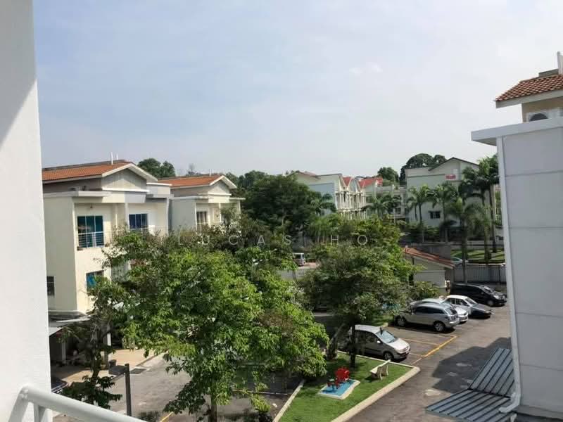 Rumah Bandar untuk Disewa di Kampung Sungai Kayu Ara (Petaling Jaya) - Lucas Ho - PropertyGuru.com.my