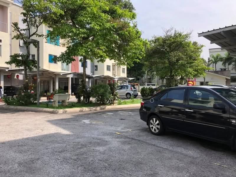 Rumah Bandar untuk Disewa di Kampung Sungai Kayu Ara (Petaling Jaya) - Lucas Ho - PropertyGuru.com.my
