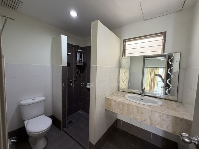 Townhouse for Rent in Kampung Sungai Kayu Ara (Petaling Jaya) - Lucas Ho - PropertyGuru.com.my