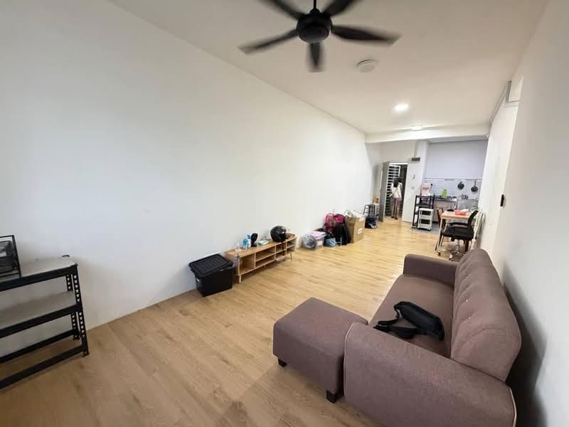 Untuk Disewa - Flora Damai