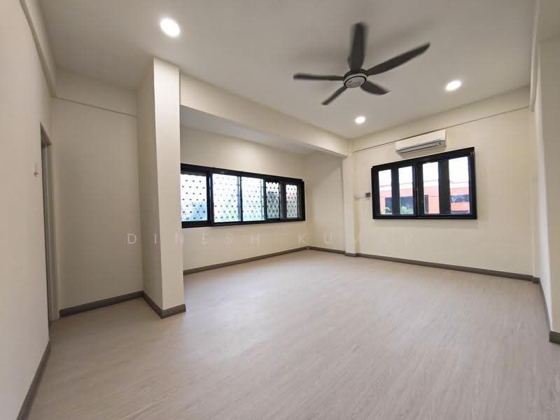 Bungalow House for Sale in Seksyen 22 (Petaling Jaya) - Dinesh Kumar - Living Room - PropertyGuru.com.my