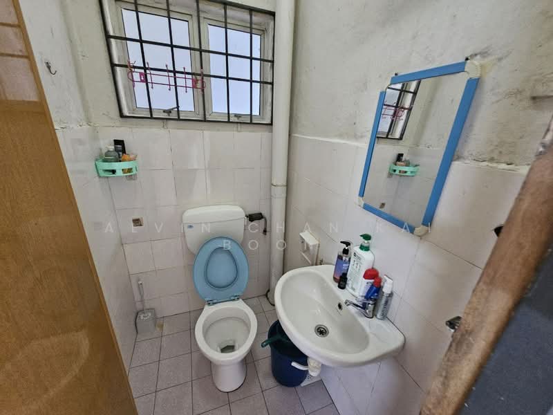 Rumah Bandar untuk Dijual di Taman Bukit Cheng (Cheng) - Alvin Chan Kai Boon - PropertyGuru.com.my