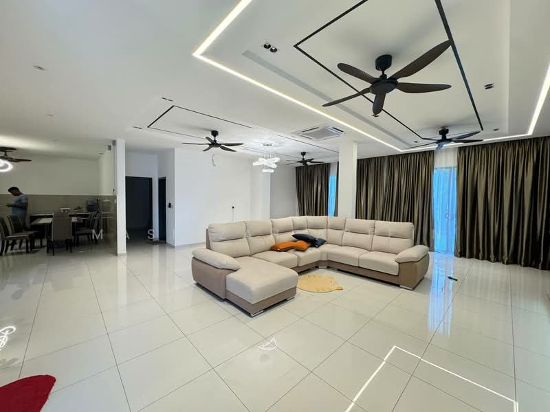 Semi-Detached House for Sale in Taman Tasik Semenyih (Semenyih) - Masnizah Arifin - Living Room - PropertyGuru.com.my